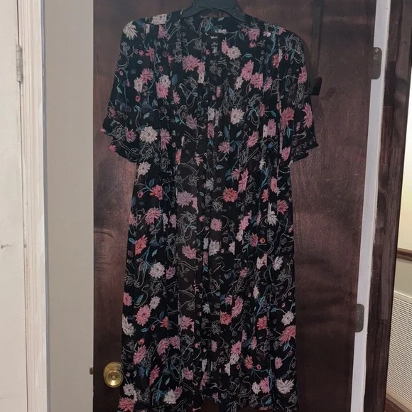 Disney Black Sheer Mulan Kimono - Picture 3 of 9